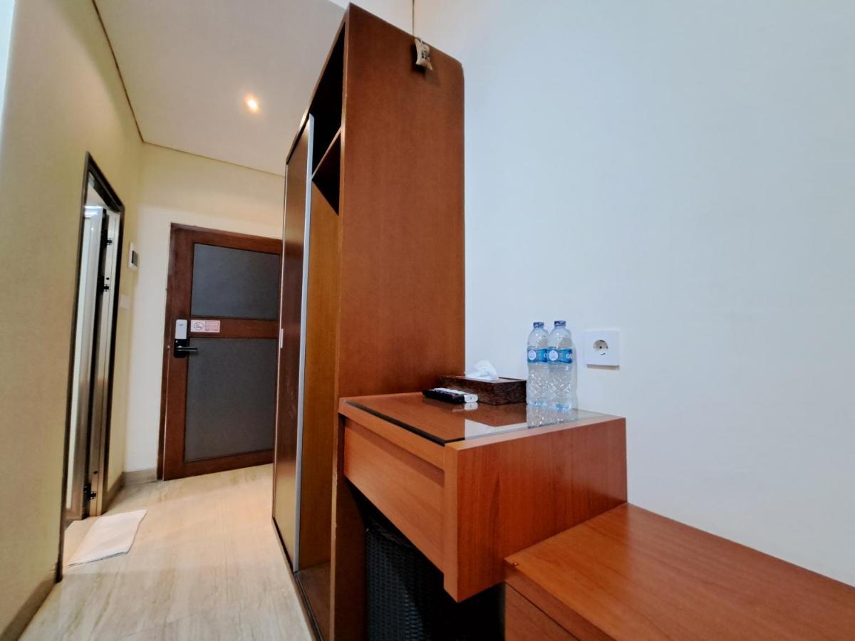 Dewi Uma House Hotel Dempassar Exterior foto