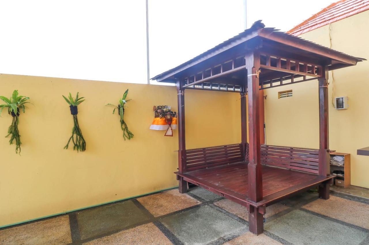 Dewi Uma House Hotel Dempassar Exterior foto