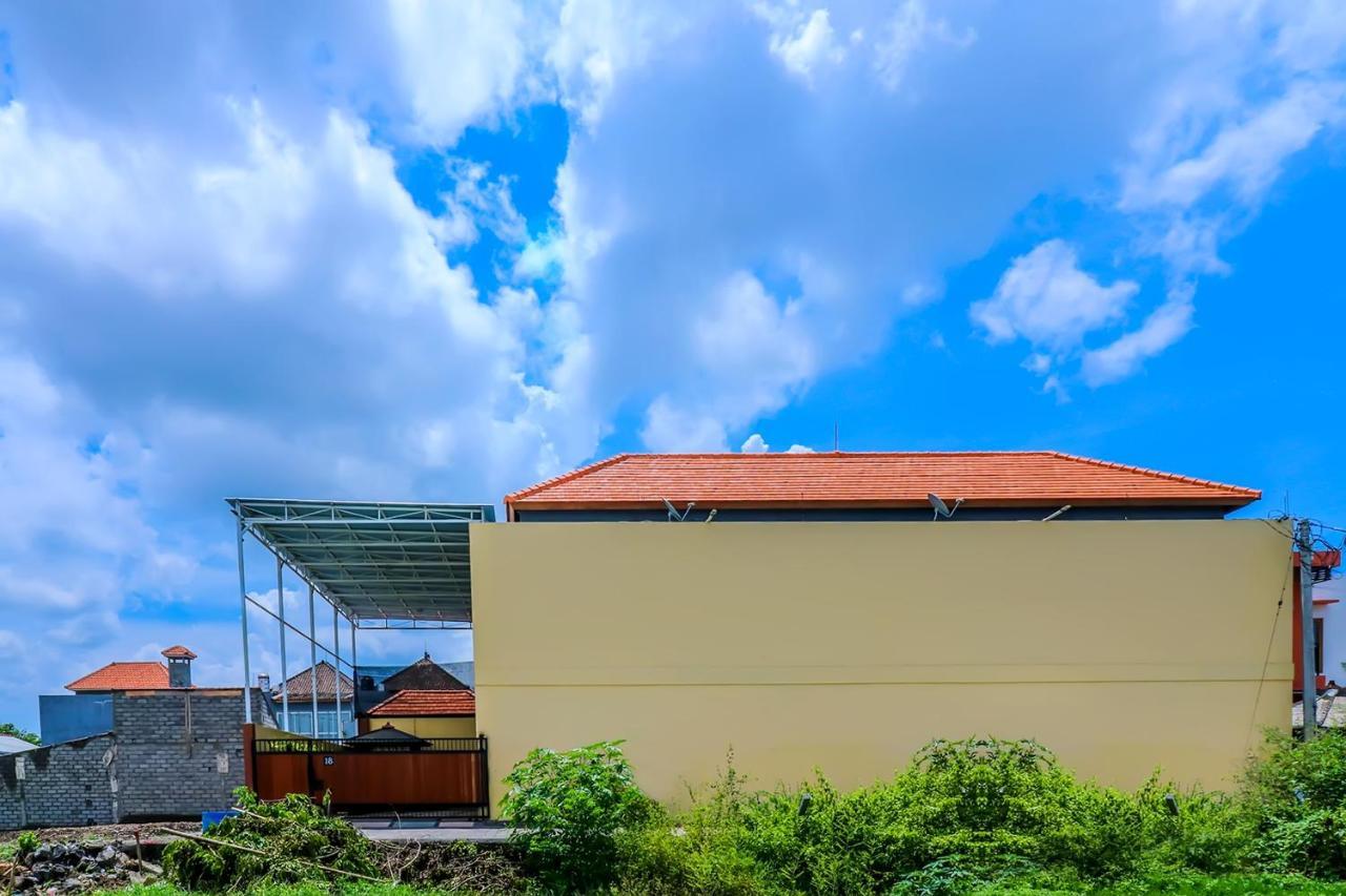 Dewi Uma House Hotel Dempassar Exterior foto